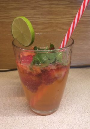 A picture of Strawberry mocktail.