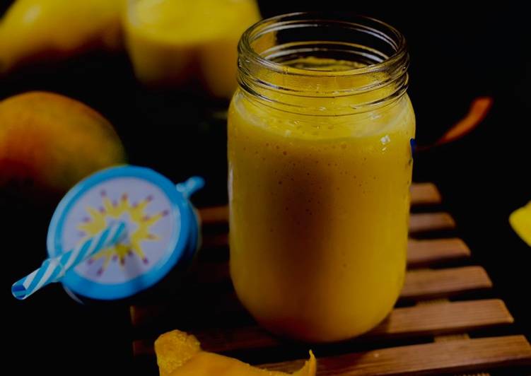 Steps to Make Super Quick Homemade Mango Shake