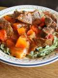 Tagliatelle con estofado comprimido