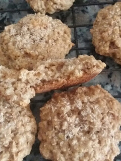 Una foto de Cookies de limón y harina integral