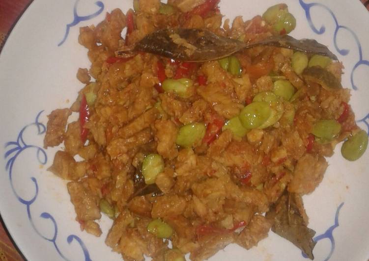 Sambal goreng pete udang tempe