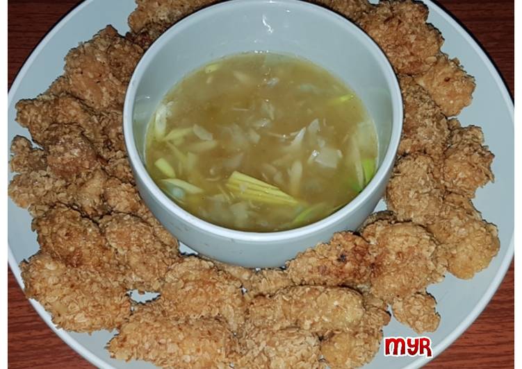 Langkah Mudah untuk Menyiapkan Ayam Fillet Oat Crispy Saus Madu Lemon, Menggugah Selera