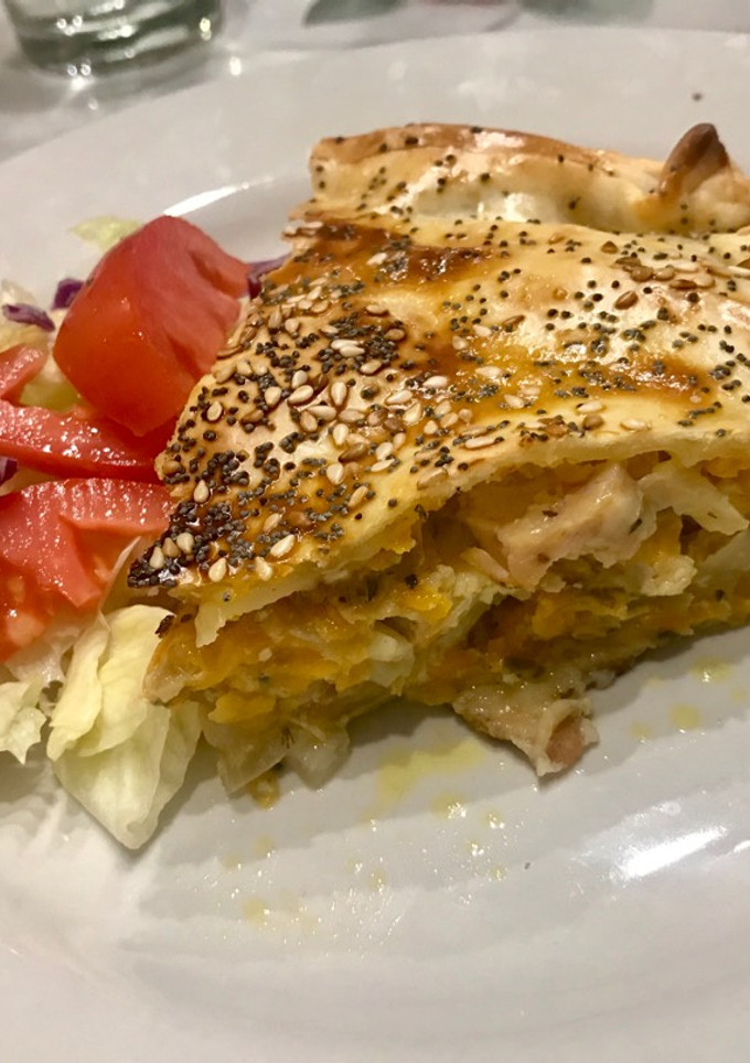 Una foto de Tarta de pollo, rápida y fácil! Muy sabrosa!