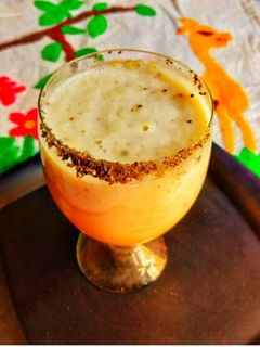 ম্যাঙ্গো বনানা মিল্কশেক (mango banana milkshake,recipe in Bengali) রেসিপির প্রধান ছবি