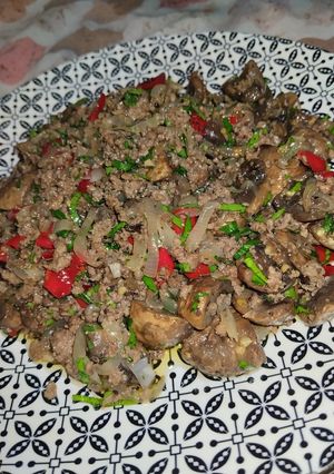 صورة لوصفة فطر ولحمة على طريقتي
