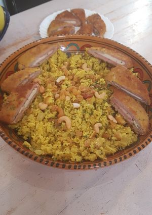 O poză a rețetei Ris bil sehriye/ orez libanez cu cordon bleu.