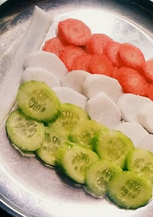 A picture of Tri colour salad.