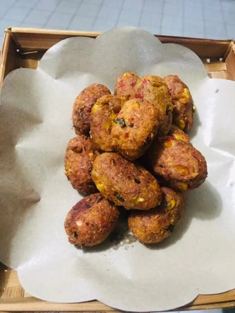 Langkah Mudah untuk Menyiapkan Resep Mendol tempe jagung pedas yang Enak Banget Anti Ribet, Lezat