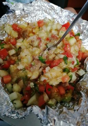 Una foto de Papa asada rellena de carne