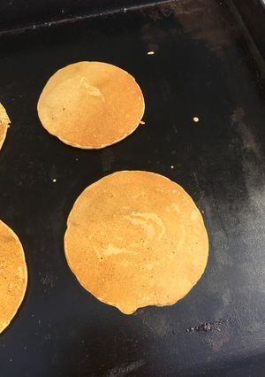 A picture of Cornmeal pancakes.