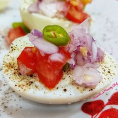 A picture of Masala boiled egg street style.