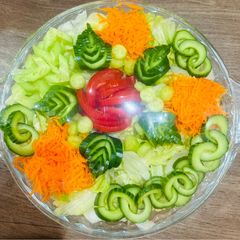 A picture of Salad decoration.