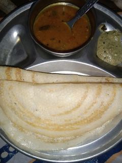 रवा डोसा (rava dosa recipe in Hindi) रेसिपी मुख्य फोटो