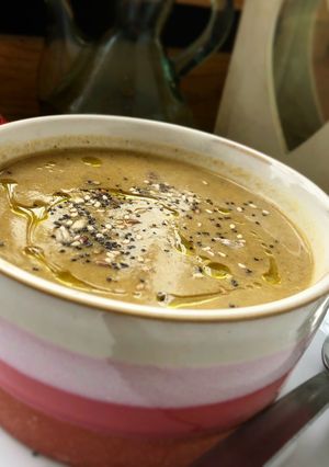 Una foto de Crema de calabaza, setas y trufa