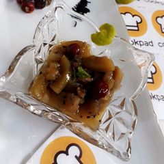 A picture of Nauratan Mango chutney.