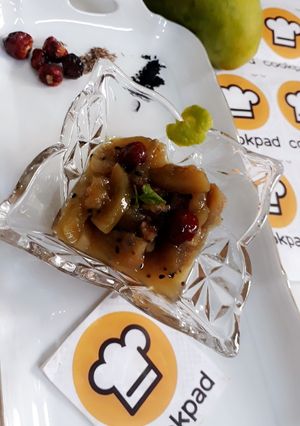 A picture of Nauratan Mango chutney.