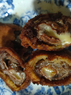 Una foto de Flamenquín de bistec con jamón dulce y queso semicurado