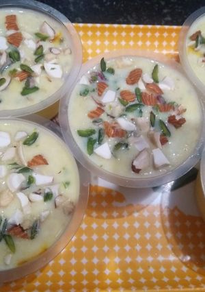 A picture of Dryfruit cream.