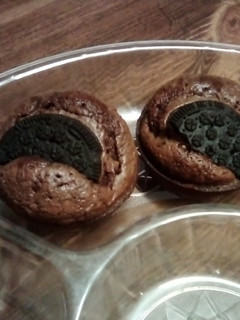 A picture of Brownie bites.