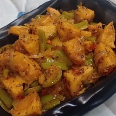 A picture of Fried Masala Idli.