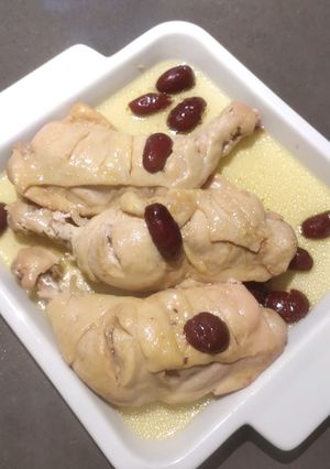 A picture of Steam Chicken Thigh.