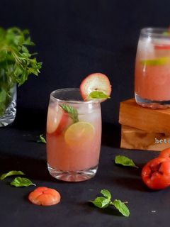 સફેદ જાંબુ નો જ્યુસ(Rose Apple Juice Recipe In Gujarati) રેસીપી મુખ્ય ફોટો