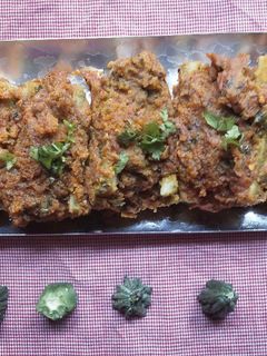 ભરેલા કારેલા (Bharela Karela Recipe In Gujarati) રેસીપી મુખ્ય ફોટો