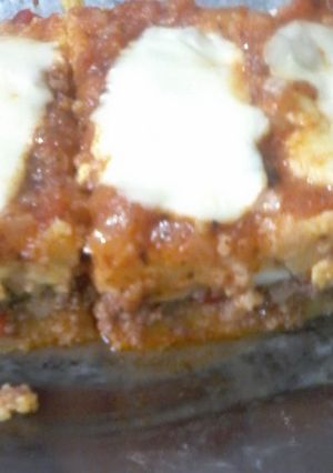 Una foto de Pastel de polenta a la napolitana