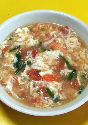 A picture of Egg and Tomato Soup.