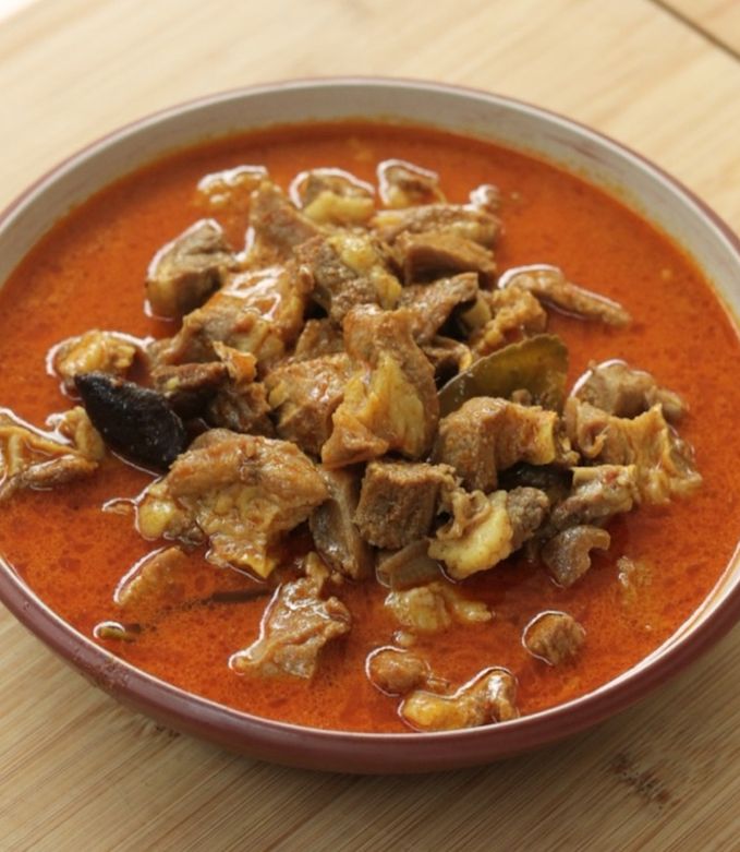 Ogil va otasi opani sikishadi