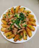 Khoai tây xào thịt ba rọi