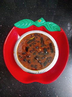 *காய்ந்த சுண்டைக்காய் வற்றல் குழம்பு*(sundakkai vatthal kulambu recipe in tamil) செய்முறை முக்கிய புகைப்படம்