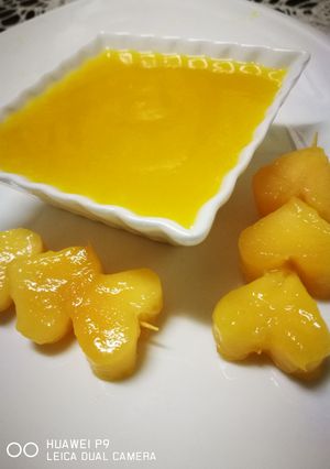 A picture of Mango sauce.
