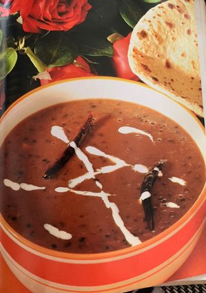 A picture of Dal makhani.