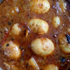 A picture of Egg curry.