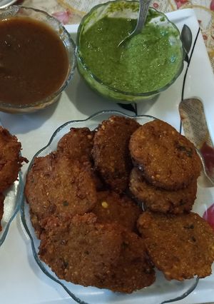 A picture of Chana Dal Bada.