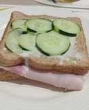 Sándwich de pepino