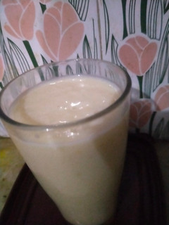 A picture of Mango shake.