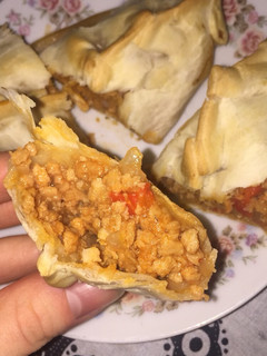 Una foto de Empanadas veganas de soja texturizada 💜🥳