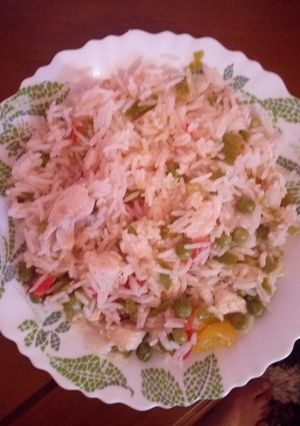 صورة لوصفة أرز بالخضر والدجاج