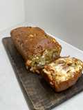 Cake aux tomates séchées, feta et basilic