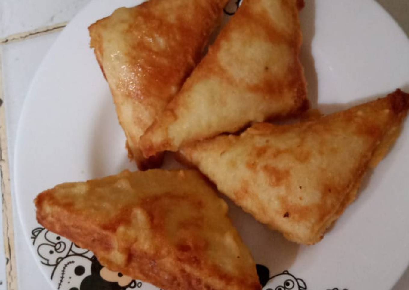 Roti goreng isian bruule