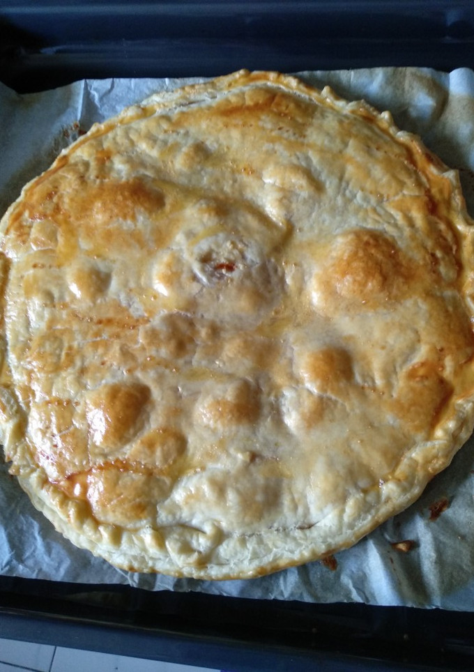 Una foto de Empanada de atún con pisto