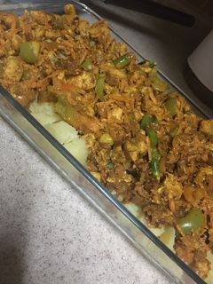 صورة لوصفة صينية البطاطس بخلطة الدجاج على طريقتي😊😋🥘