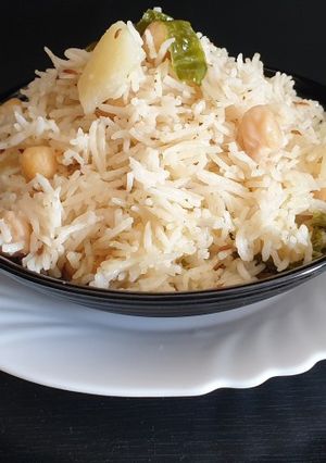 A picture of Channa - Aloo Pulao.