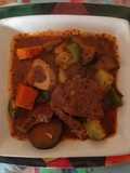 Osobuco con Guisado de Lentejas y Vegetales
