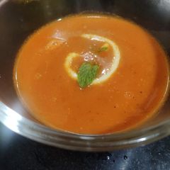 A picture of Tomato soup.