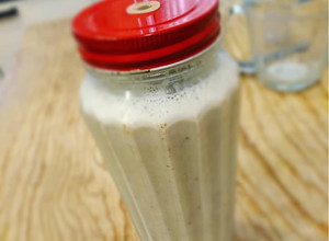 Una foto de Licuado de plátano con 3 ingredientes en 3 pasos