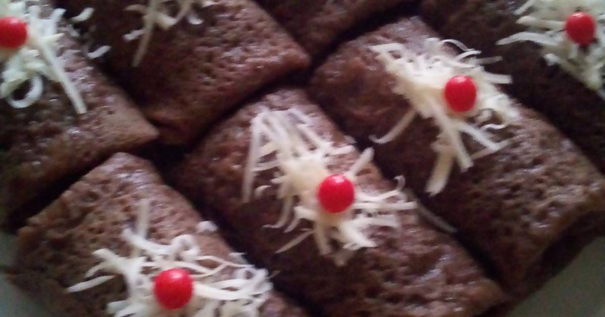  Resep  Dadar gulung coklat  isi pisang  keju  legiiittt oleh 