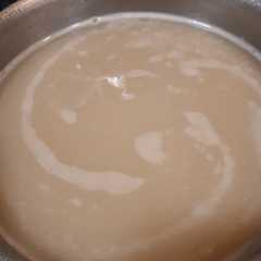 Una foto de Sopa de tomillo y cebolla